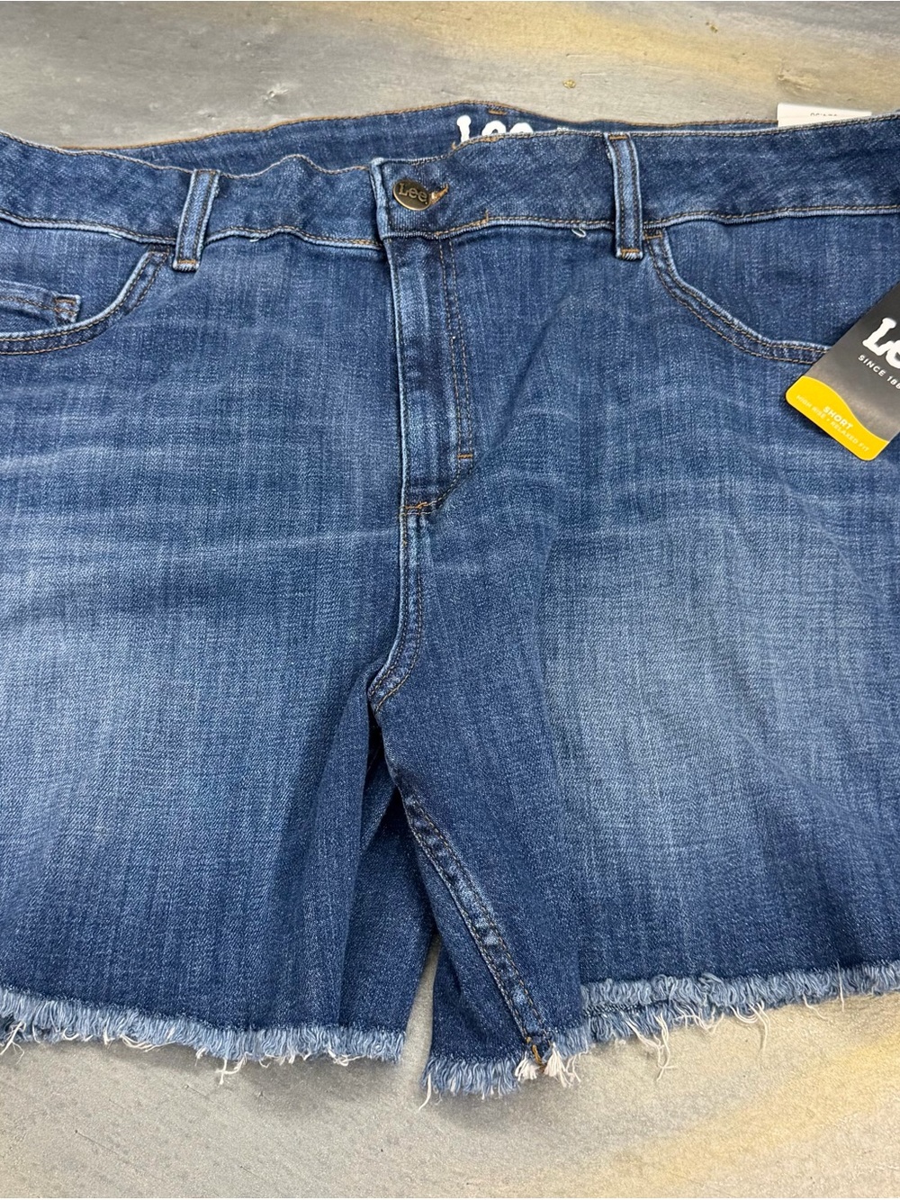 Women’s Lee shorts size 20